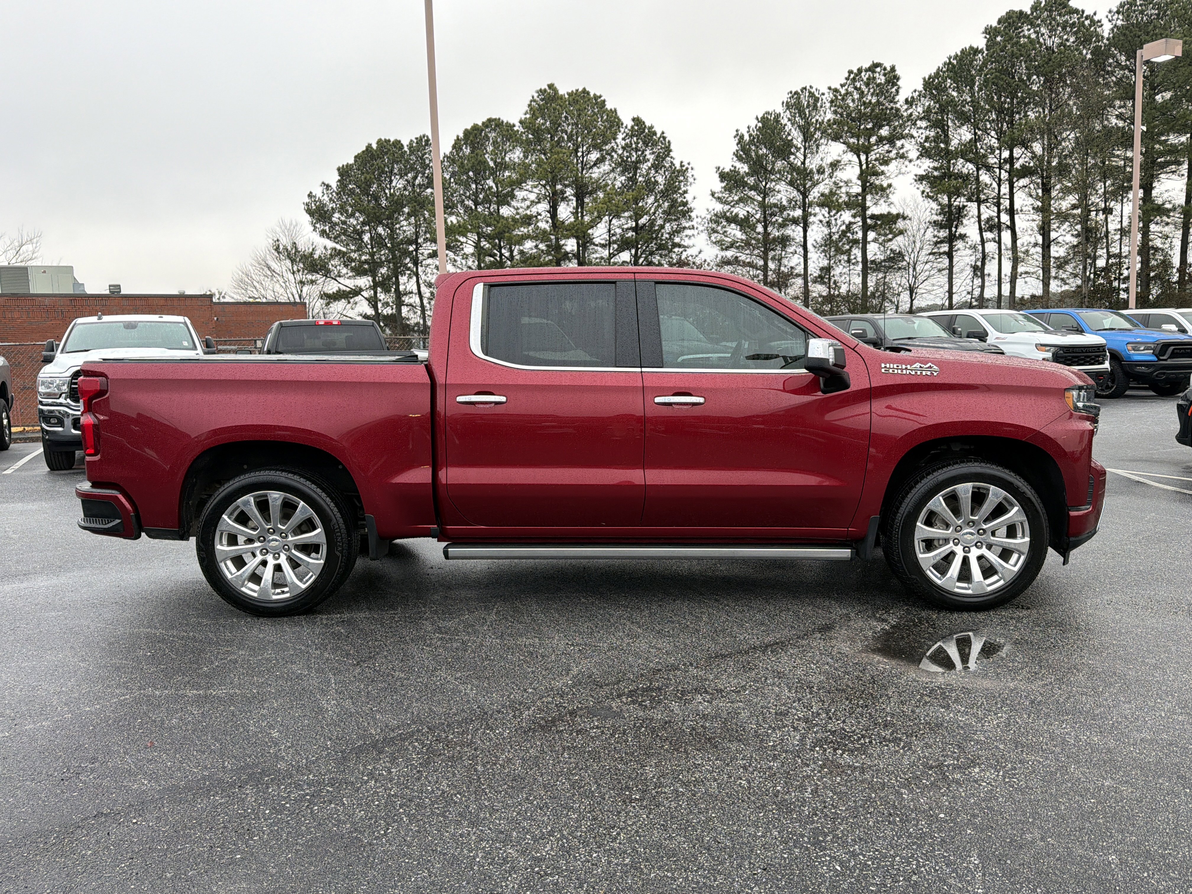 Used 2019 Chevrolet Silverado 1500 High Country w/ Technology Package image 5
