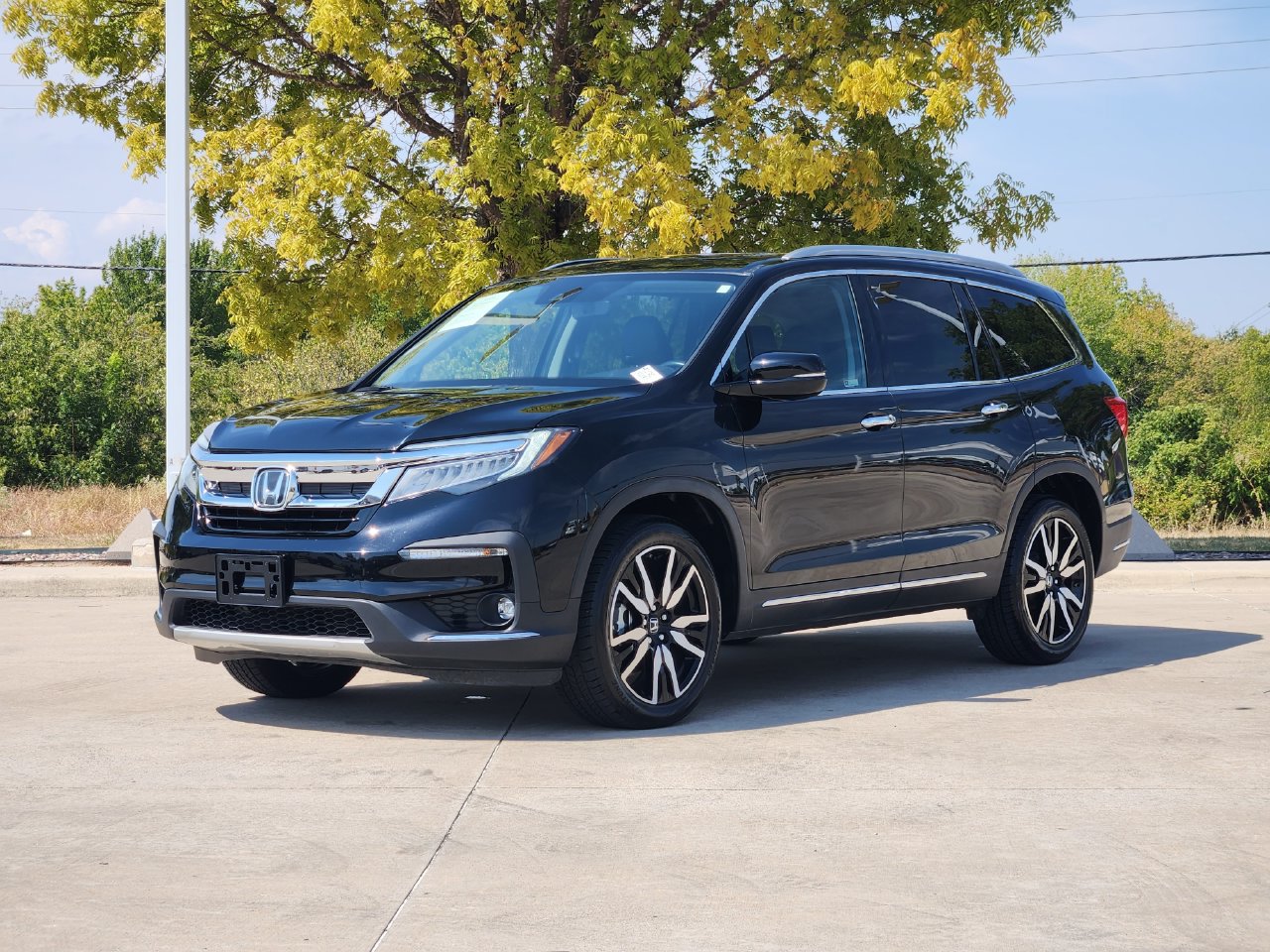 Certified 2022 Honda Pilot Touring image 3