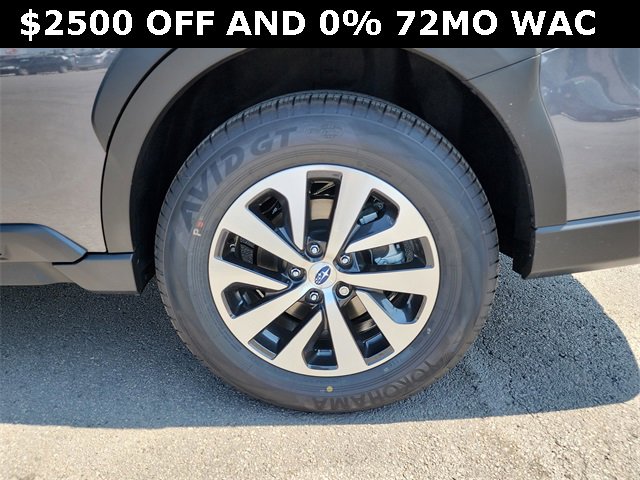 New 2025 Subaru Outback Premium image 28