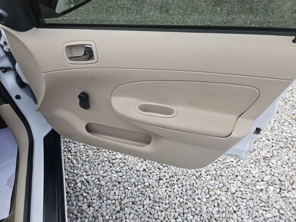 Used 2007 Chevrolet Cobalt LS w/ Enhanced Safety Package image 20