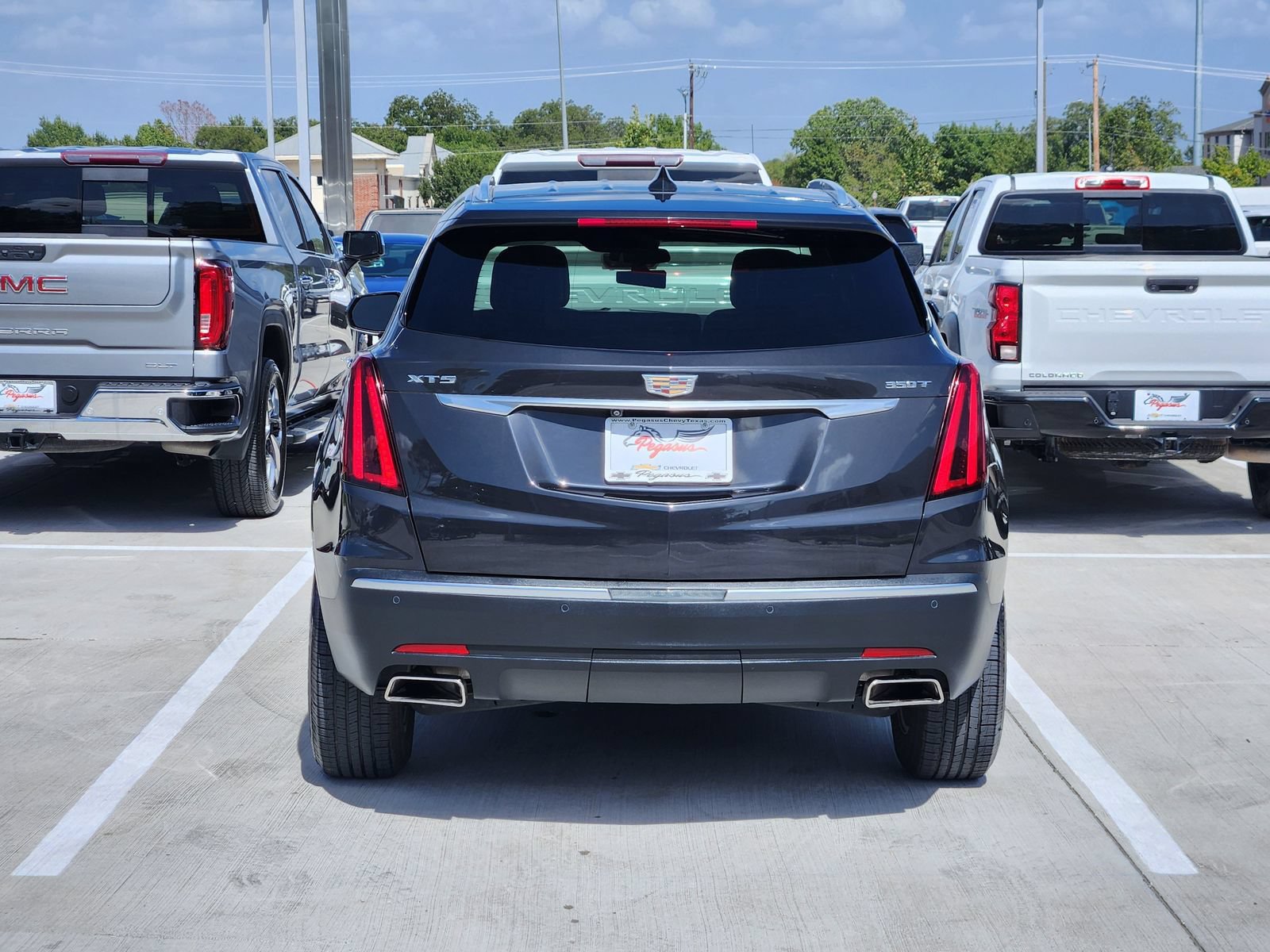 Certified 2020 Cadillac XT5 Luxury FWD image 8