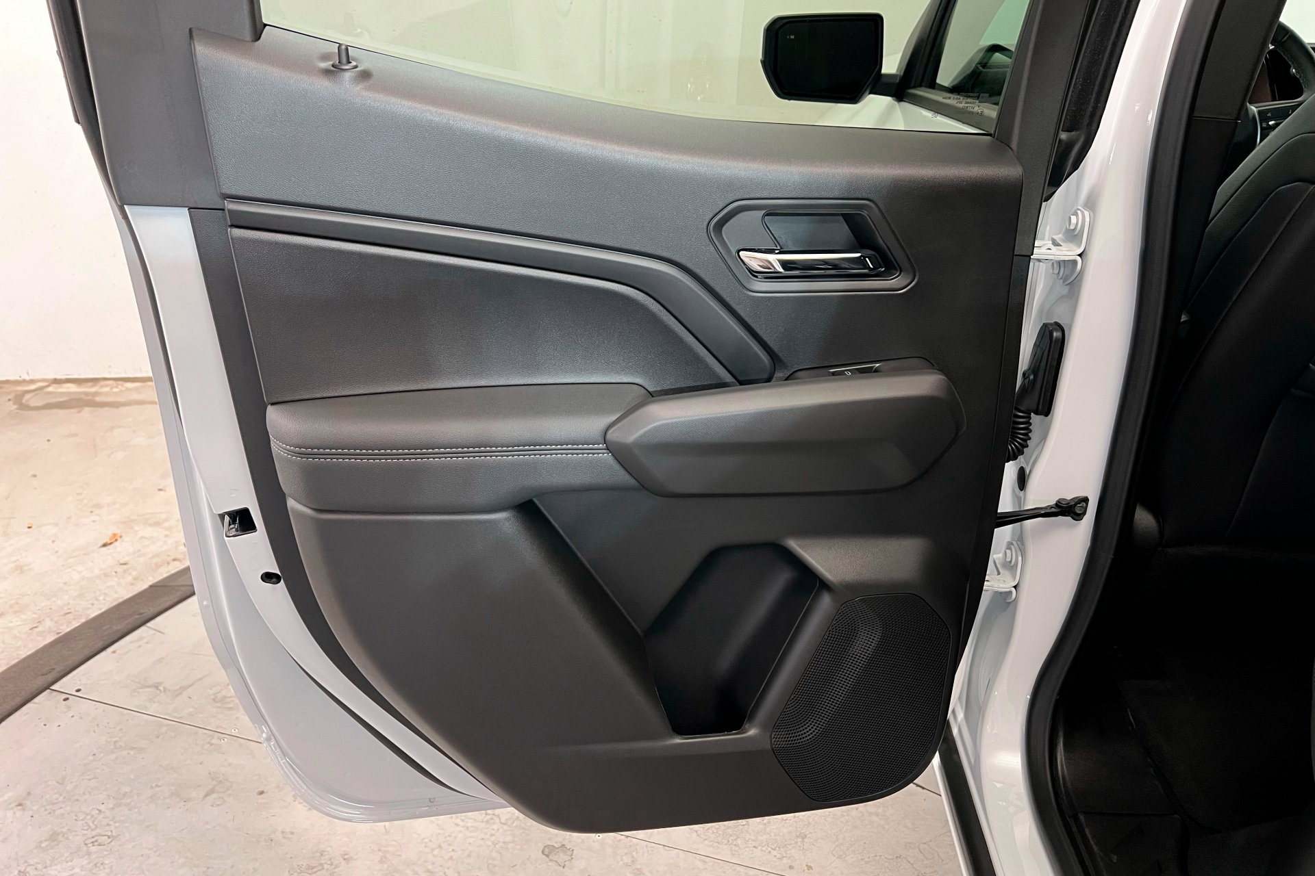 New 2025 Chevrolet Colorado LT w/ LT Convenience Package image 19
