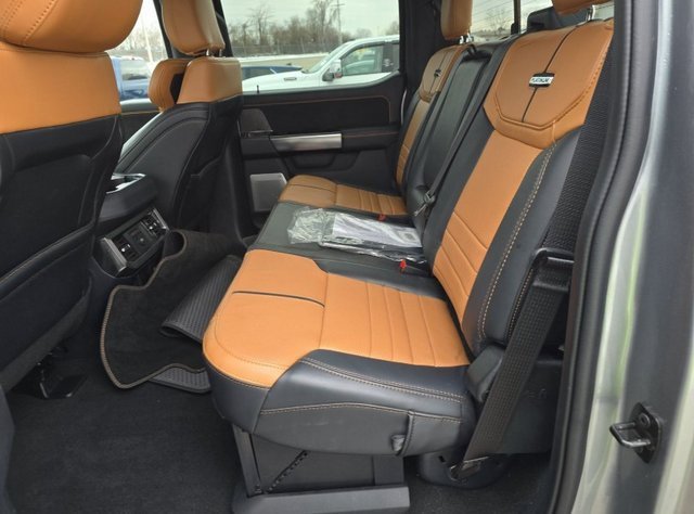 Used 2024 Ford F350 Platinum image 9