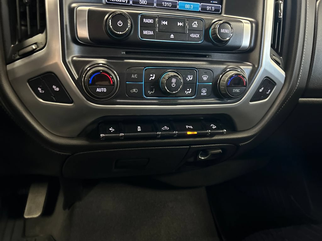 Used 2018 GMC Sierra 1500 SLT w/ SLT Premium Package AWD/4WD image 19