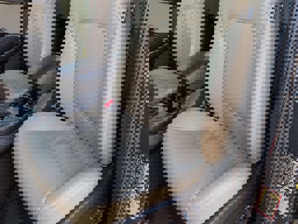 Used 2015 Hyundai Santa Fe GLS w/ Option Group 02 image 17