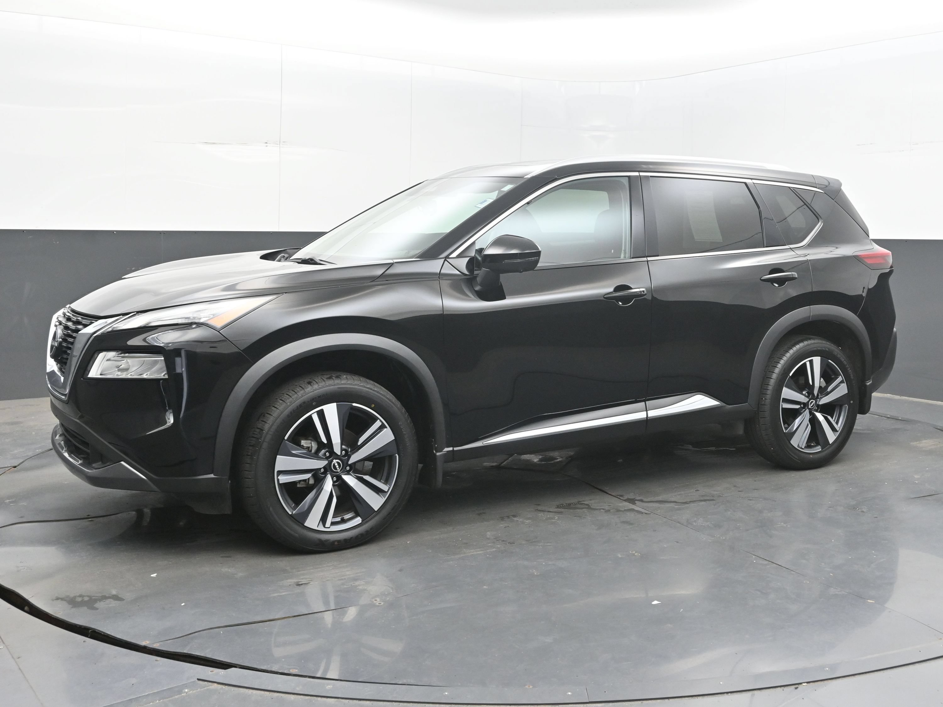 Used 2023 Nissan Rogue SL AWD/4WD image 4