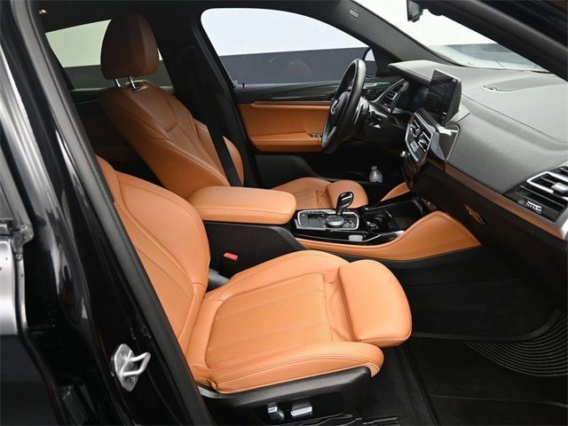 Used 2023 BMW X4 M40i w/ Premium Package image 10