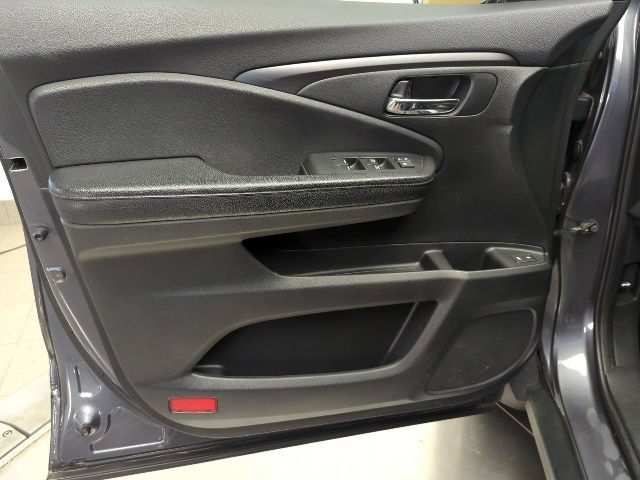 Used 2016 Honda Pilot EX-L image 11