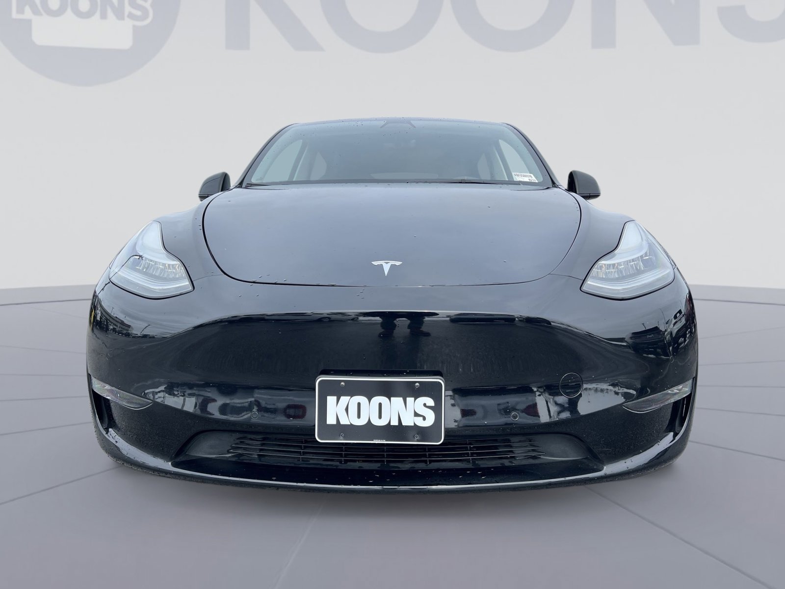 Used 2022 Tesla Model Y Long Range image 11