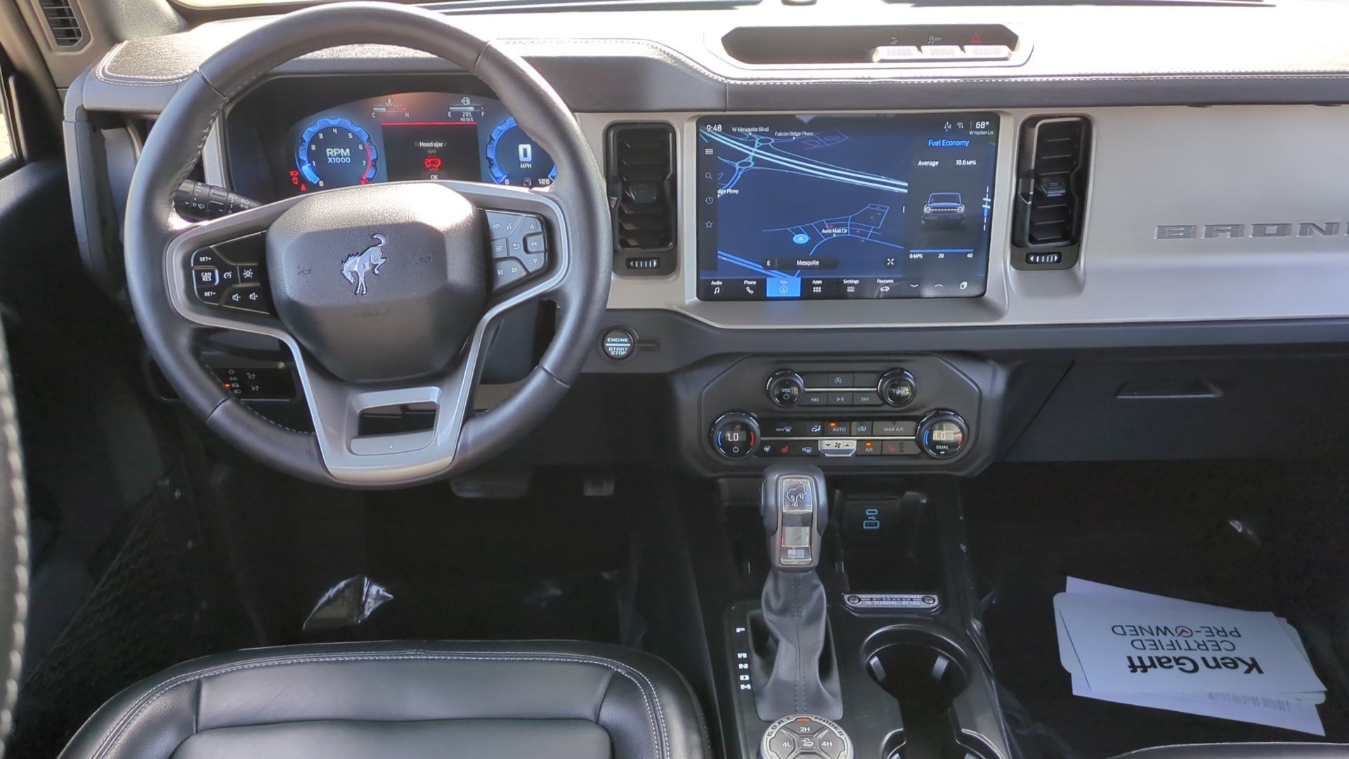 Used 2025 Ford Bronco Outer Banks image 27