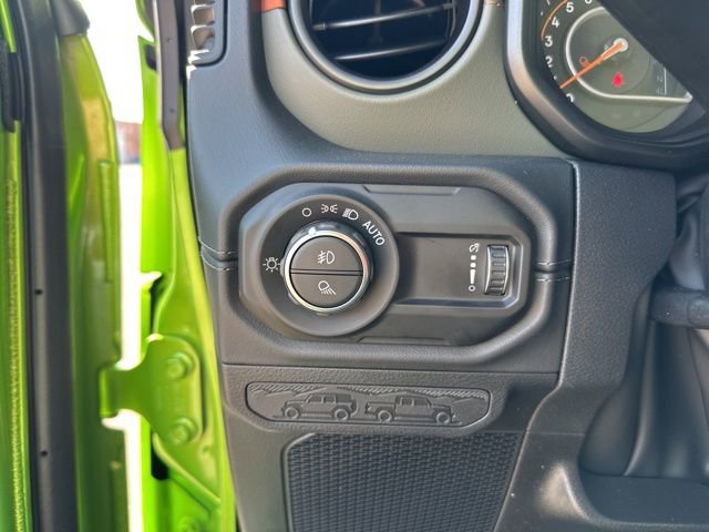 New 2025 Jeep Gladiator Mojave w/ Convenience Group image 34