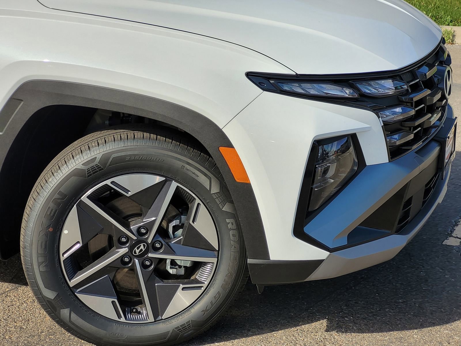 New 2026 Hyundai Tucson SEL AWD/4WD image 3