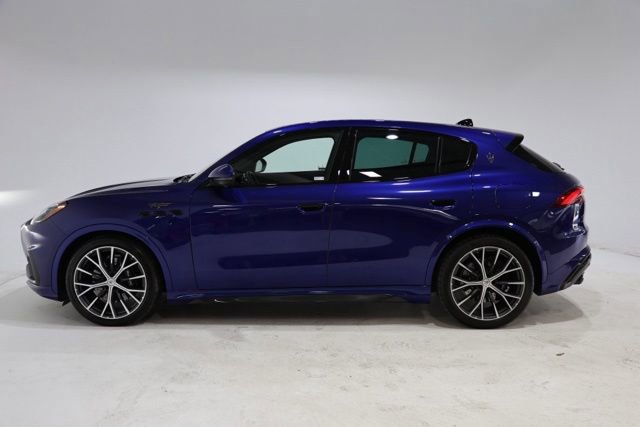 Used 2024 Maserati Grecale Trofeo AWD/4WD image 5
