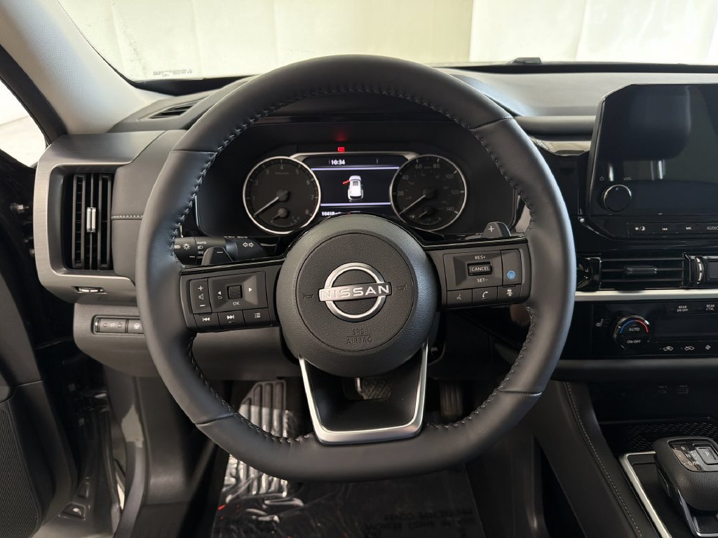 Certified 2025 Nissan Pathfinder SL AWD/4WD image 34