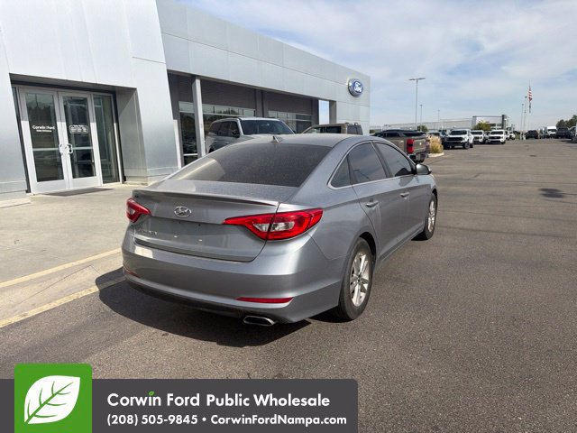 Used 2017 Hyundai Sonata SE FWD image 8