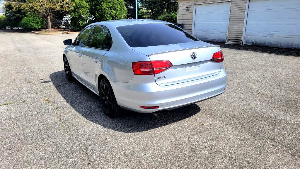 Used 2015 Volkswagen Jetta S image 5