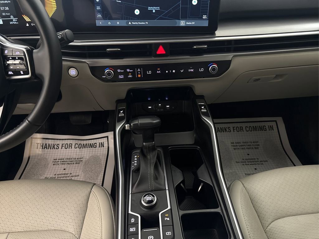 Used 2024 Kia Sorento S w/ Panoramic Sunroof Package FWD image 37