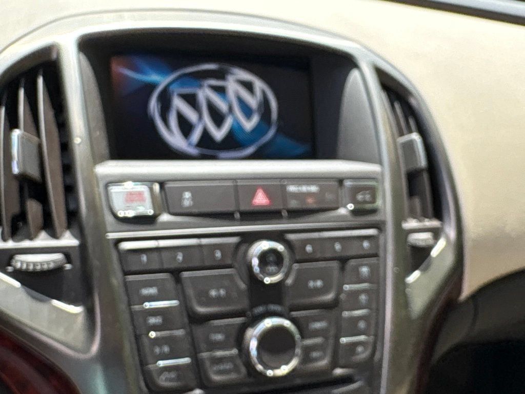 Used 2013 Buick Verano Leather FWD image 14