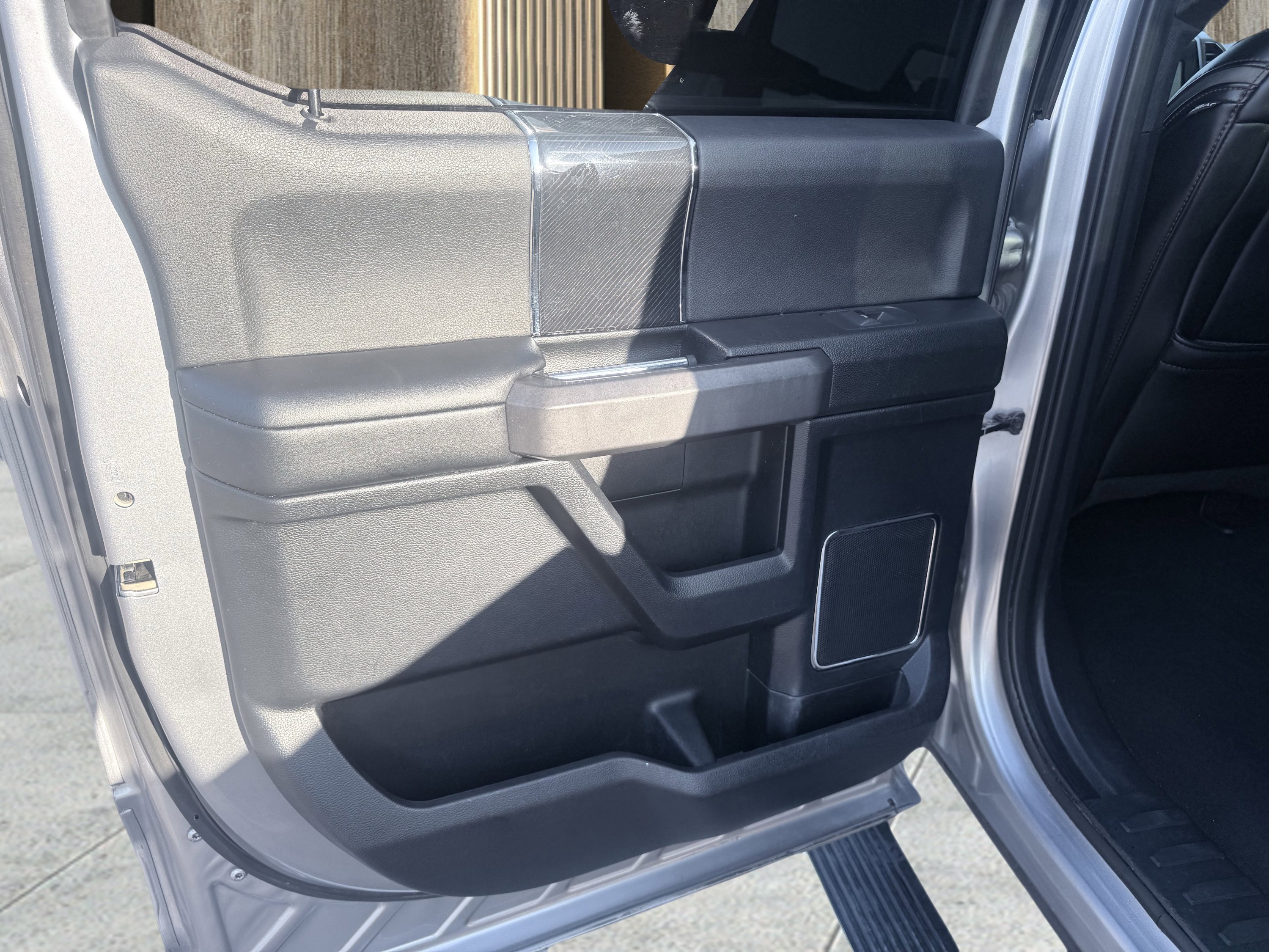 Used 2020 Ford F350 Platinum image 33