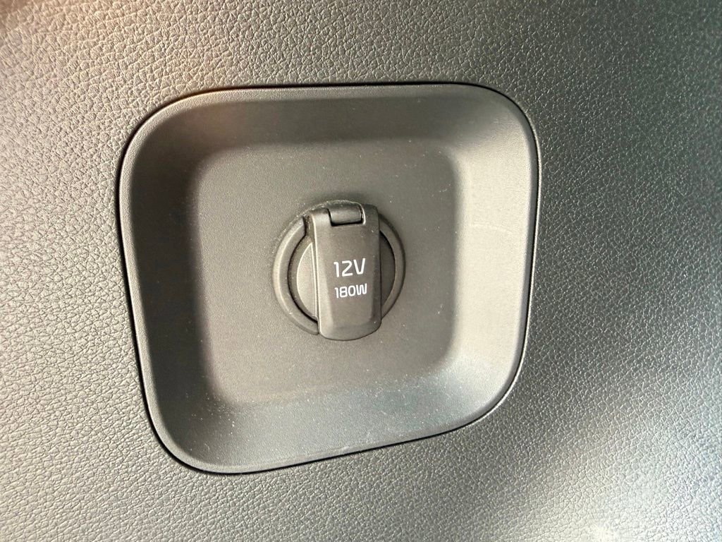 Used 2023 Kia Sportage X-Line AWD/4WD image 40