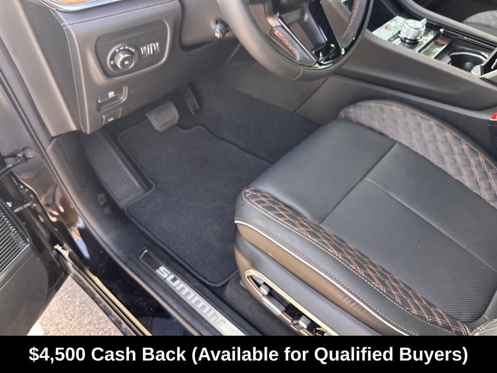 New 2026 Jeep Grand Cherokee Summit w/ Obsidian Package AWD/4WD image 19