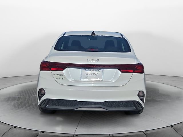 Used 2023 Kia Forte LXS image 4