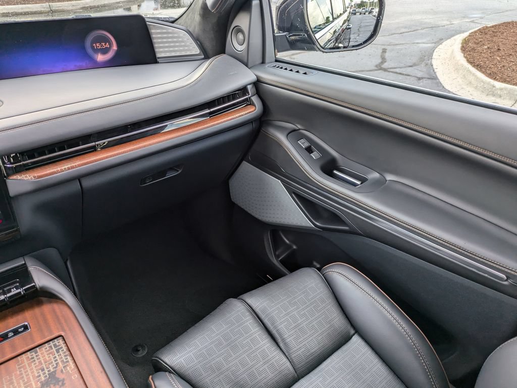 New 2027 Lincoln Navigator Black Label AWD/4WD image 18