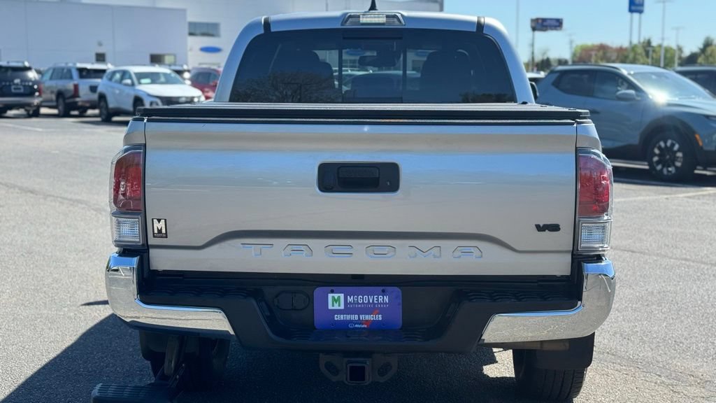 Used 2023 Toyota Tacoma TRD Off-Road AWD/4WD image 3