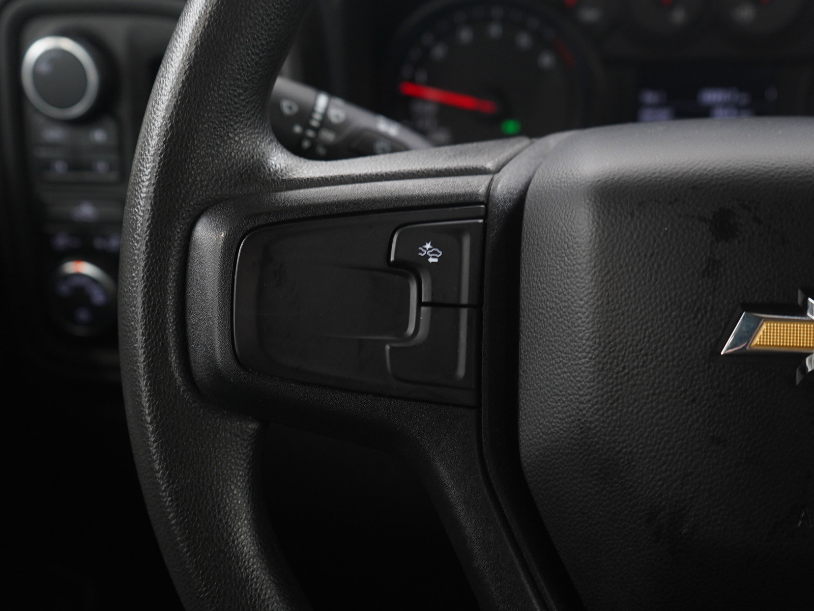 Used 2023 Chevrolet Silverado 1500 W/T w/ Z71 Off-Road Package image 26