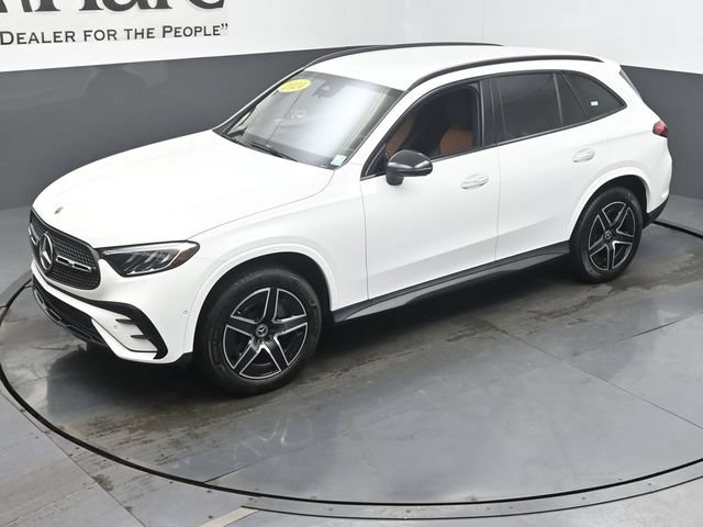 Used 2024 Mercedes-Benz GLC 300 image 44