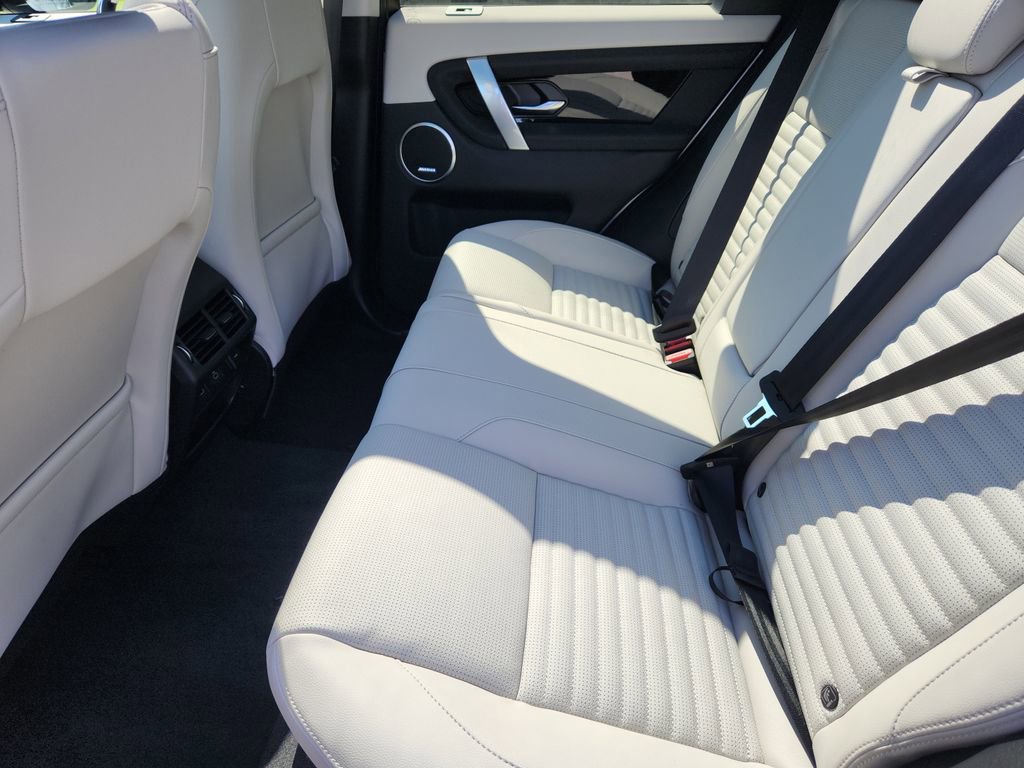 Certified 2025 Land Rover Discovery Sport S AWD/4WD image 5