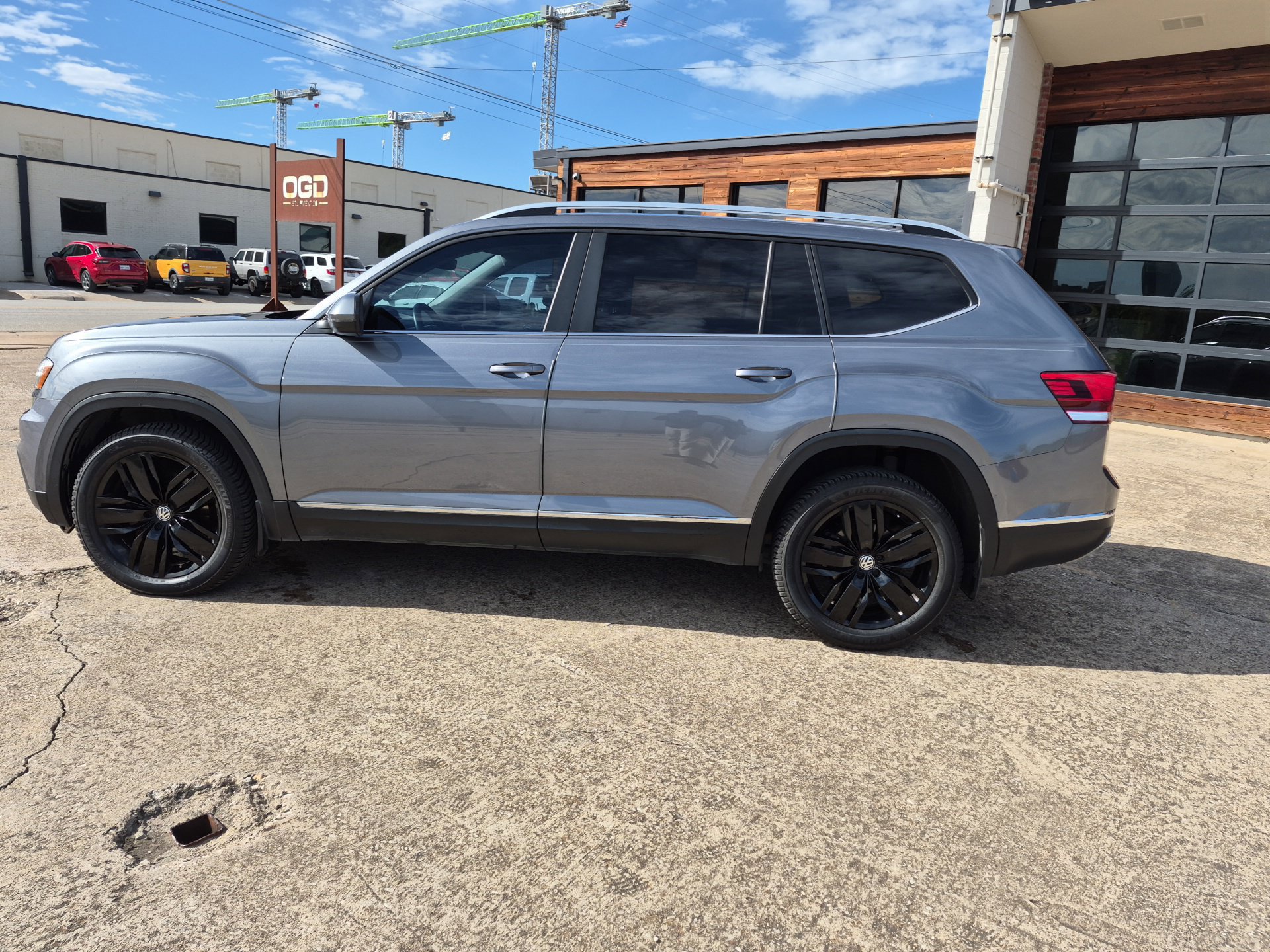 Used 2019 Volkswagen Atlas SEL AWD/4WD image 8