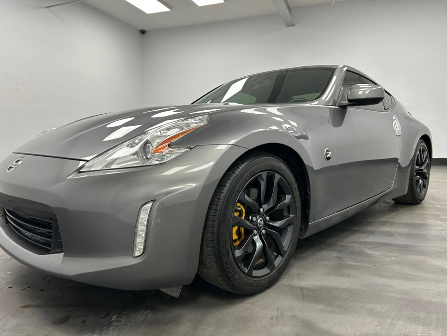 Used 2016 Nissan 370Z Touring Sport image 18