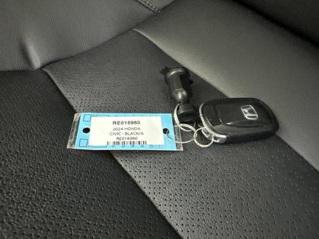 Used 2024 Honda Civic EX-L image 34