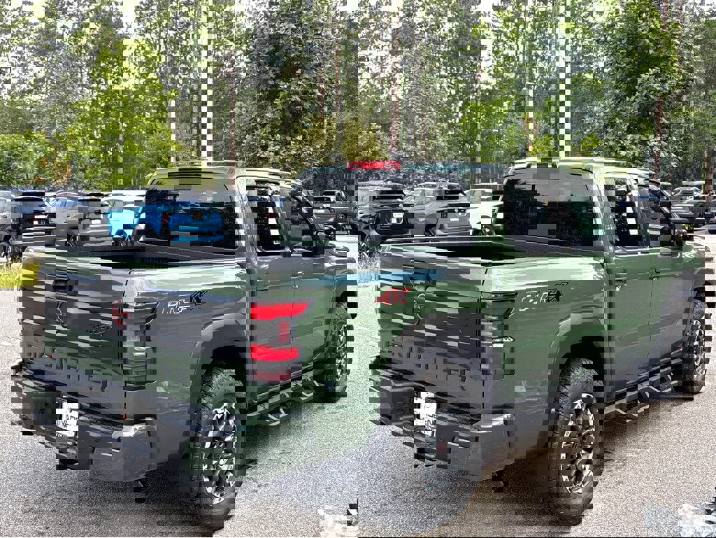 New 2025 Nissan Frontier PRO-4X w/ Black Accent Package image 31