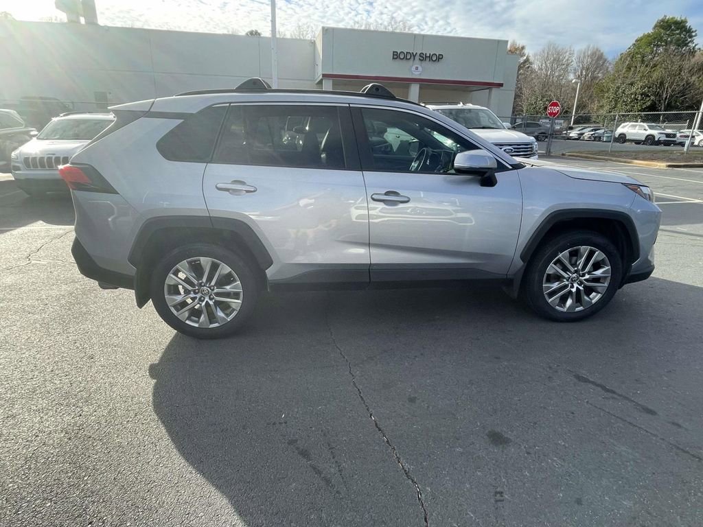 Used 2023 Toyota RAV4 XLE Premium image 12