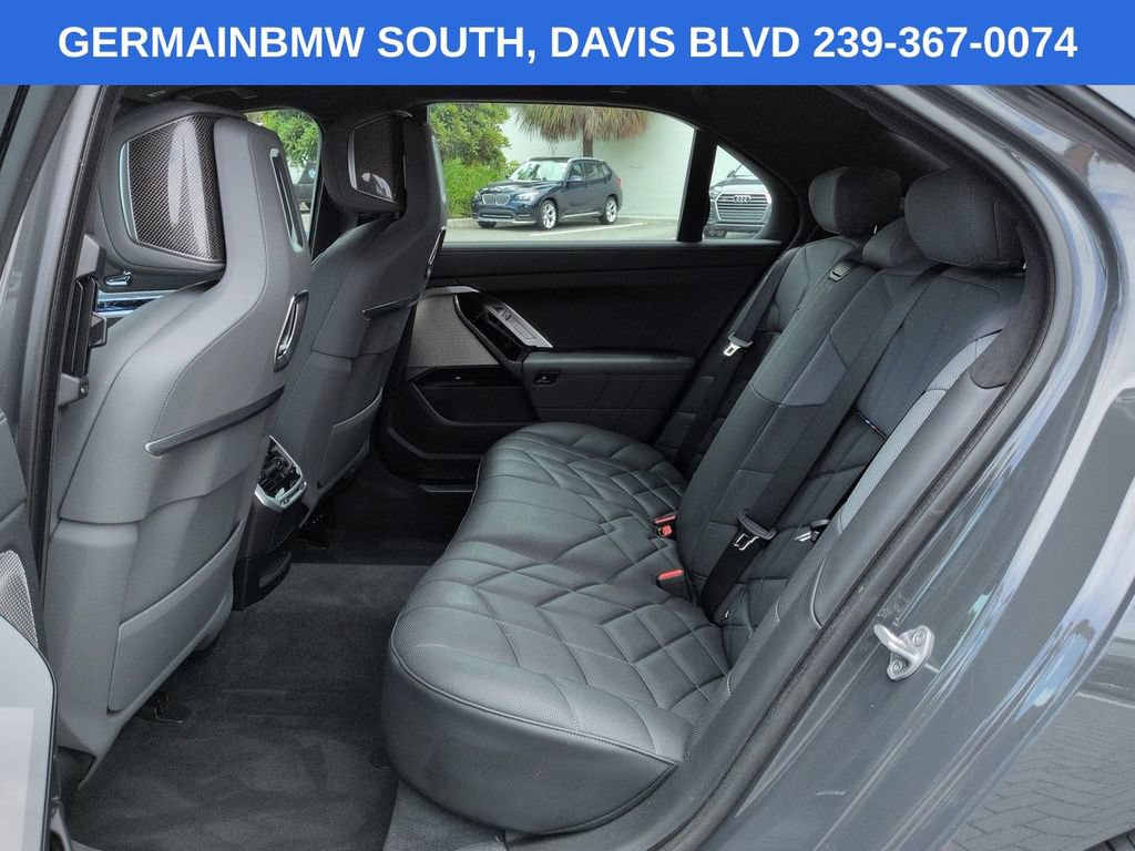 Certified 2023 BMW 740i RWD image 15