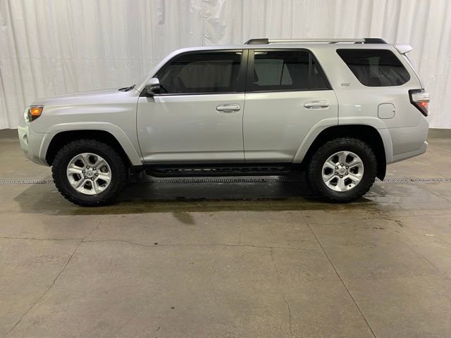 Certified 2022 Toyota 4Runner SR5 Premium w/ Moonroof Package image 7