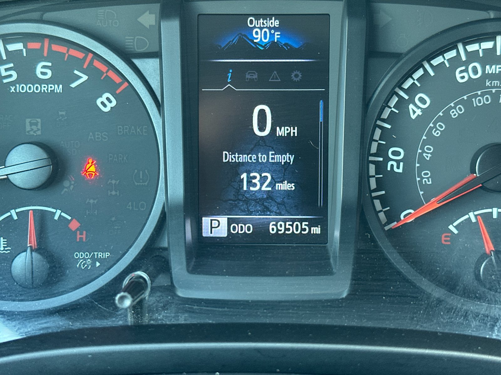 Used 2022 Toyota Tacoma SR w/ SR Convenience Package RWD image 31