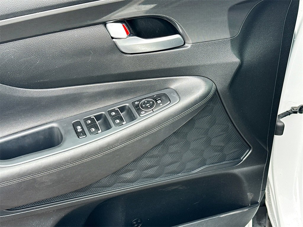 Used 2022 Hyundai Santa Fe SEL image 16