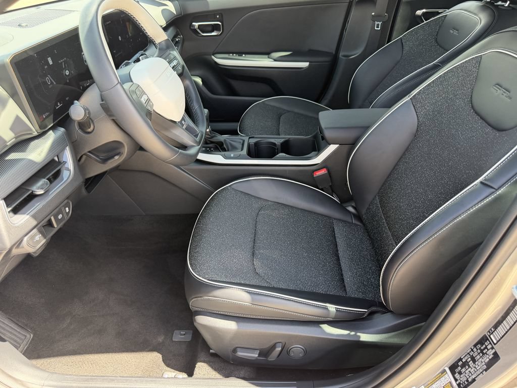 Certified 2025 Kia K4 EX w/ GT-Line Sunroof Package FWD image 22