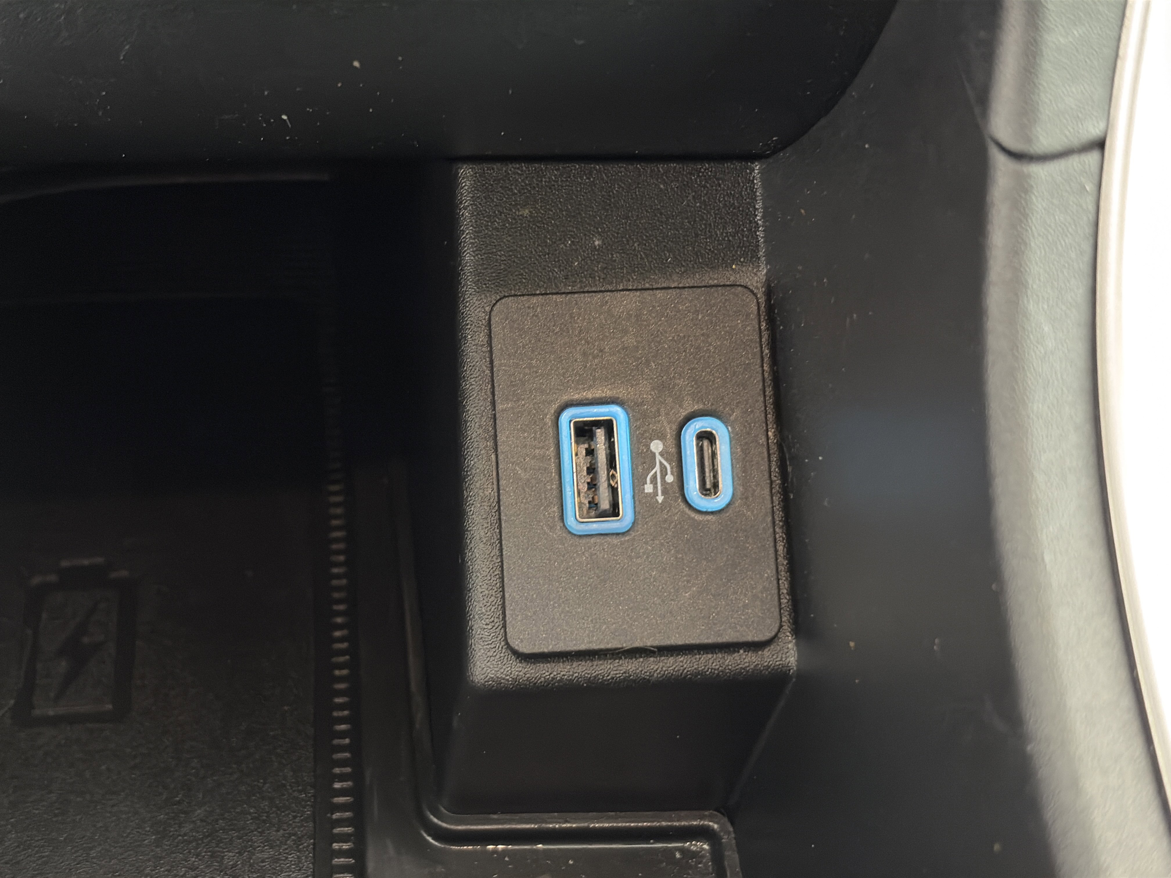 Used 2024 Ford Edge SEL w/ Convenience Package image 24