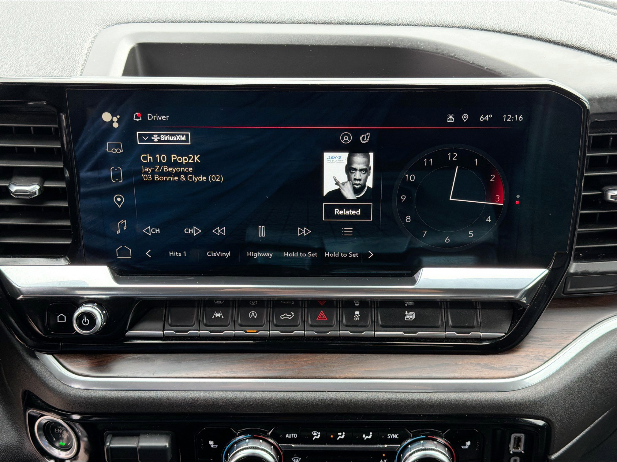 Used 2025 GMC Sierra 1500 SLT image 29