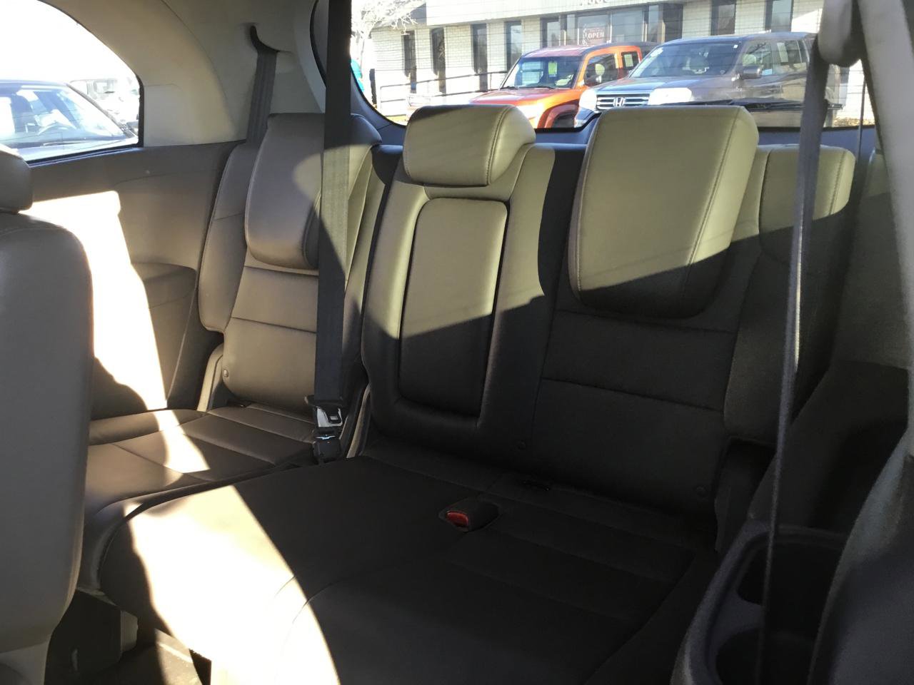 Used 2014 Honda Odyssey Touring image 23