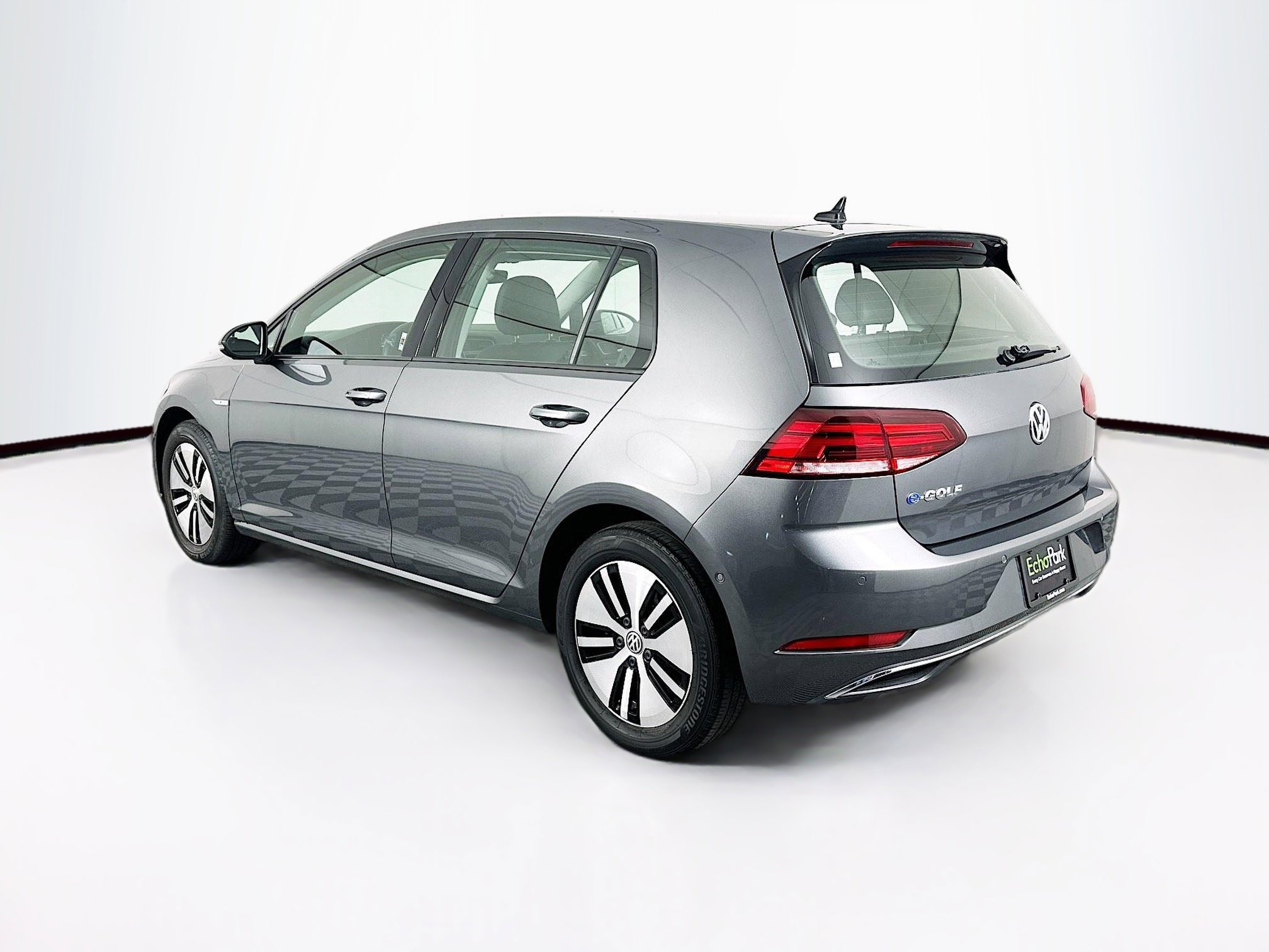 Used 2019 Volkswagen e-Golf SEL Premium FWD image 5