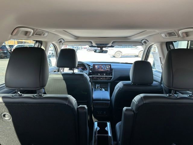 New 2026 Nissan Pathfinder Platinum image 8