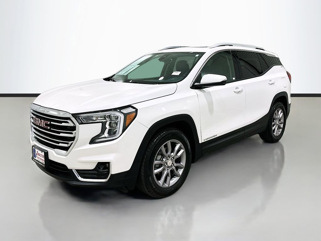 Used 2024 GMC Terrain SLT image 3
