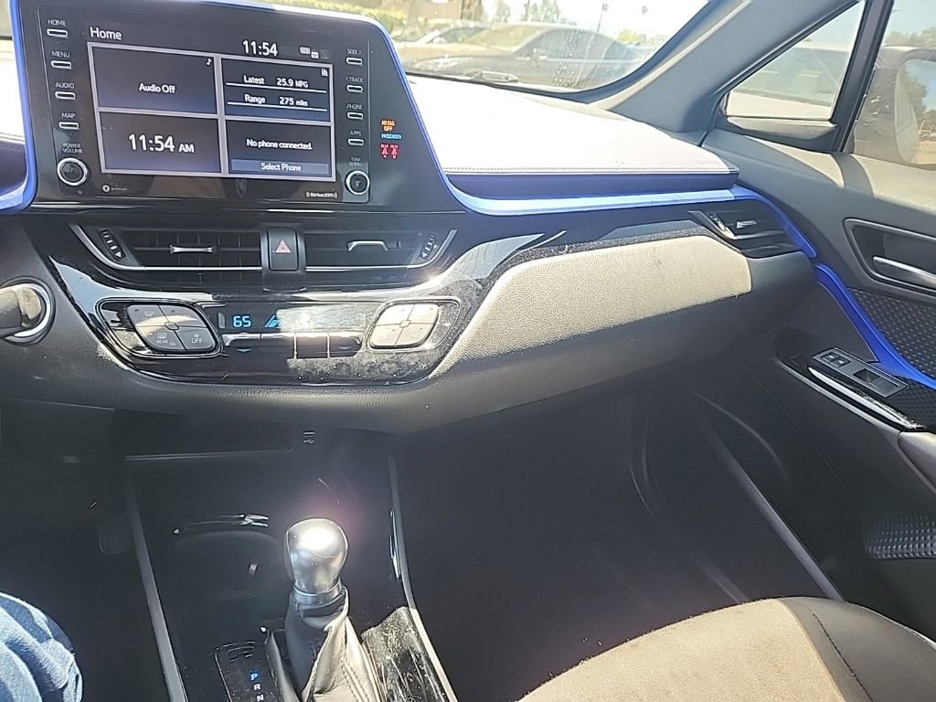 Used 2020 Toyota C-HR XLE FWD image 14