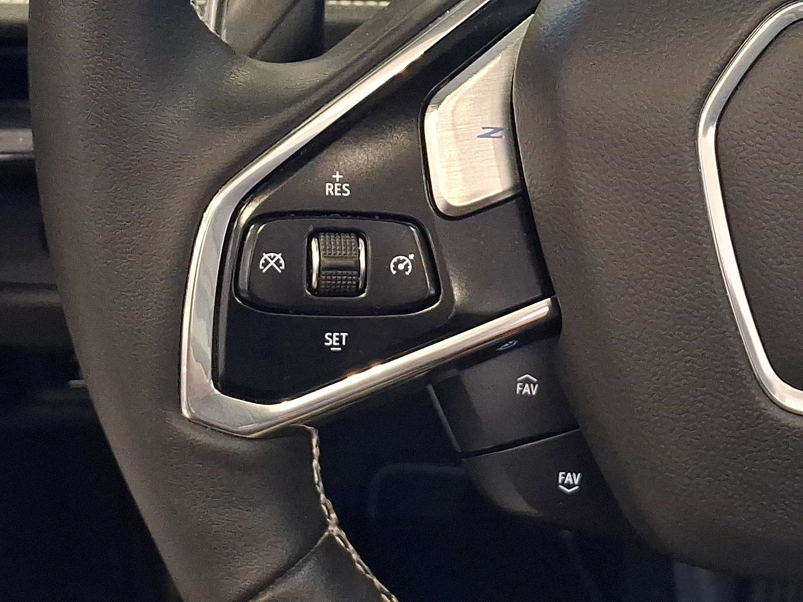 Used 2023 Chevrolet Corvette Stingray Preferred Conv w/ Stealth Interior Trim Package RWD image 20