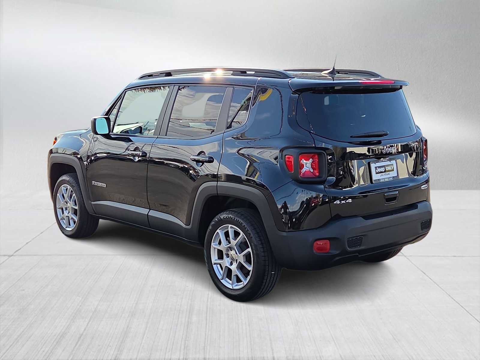 Used 2022 Jeep Renegade Latitude image 6